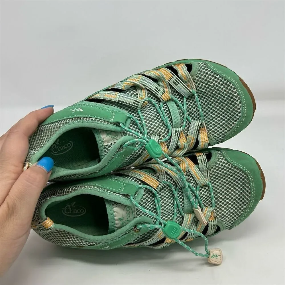 Chaco Kids' Waterproof Hiking Sandals Bright Green Size 4 Closed Toe Summer